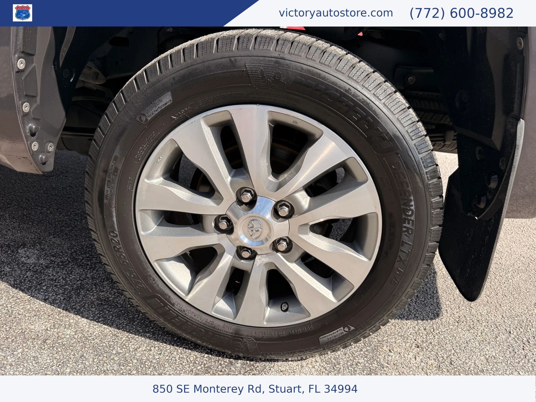 Used 2016 Toyota Tundra Limited w/ Limited Premium Package RWD image 26