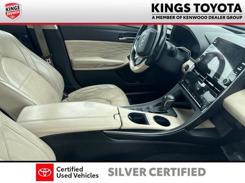 Used 2019 Toyota Avalon Limited w/ Advanced Safety Package FWD image 8