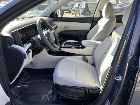 New 2026 Hyundai Tucson Blue SE w/ Tow & Go Package image 4