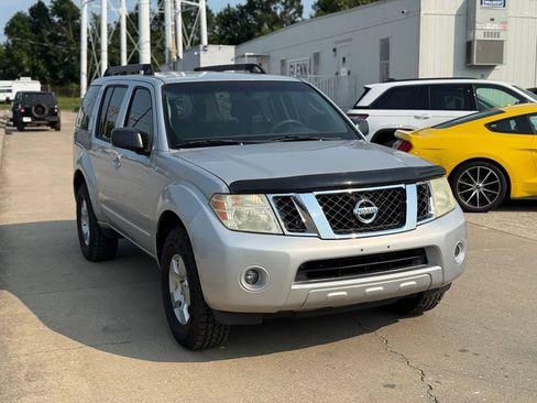 Used 2008 Nissan Pathfinder S AWD/4WD image 4
