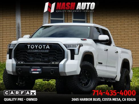 Used 2024 Toyota Tundra Limited AWD/4WD image 2