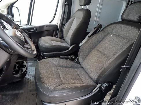 Used 2023 RAM ProMaster 2500 FWD image 7