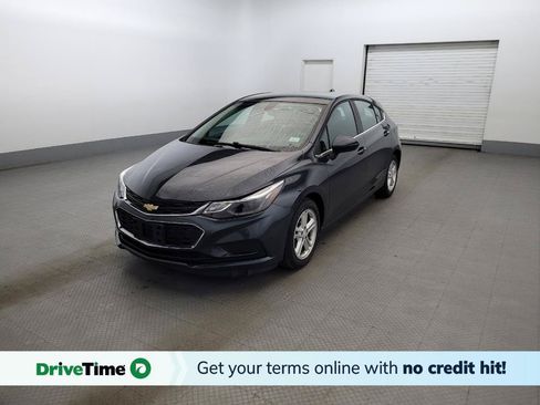 Used 2017 Chevrolet Cruze LT w/ Convenience Package FWD image 1