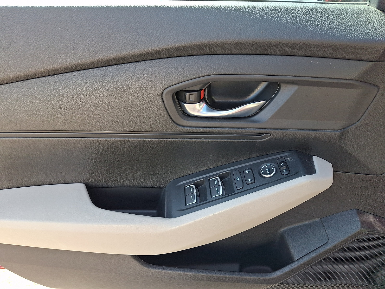Used 2024 Honda Accord LX image 12