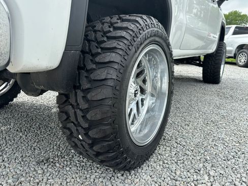 Used 2020 GMC Sierra 1500 SLT w/ SLT Premium Plus Package AWD/4WD image 11