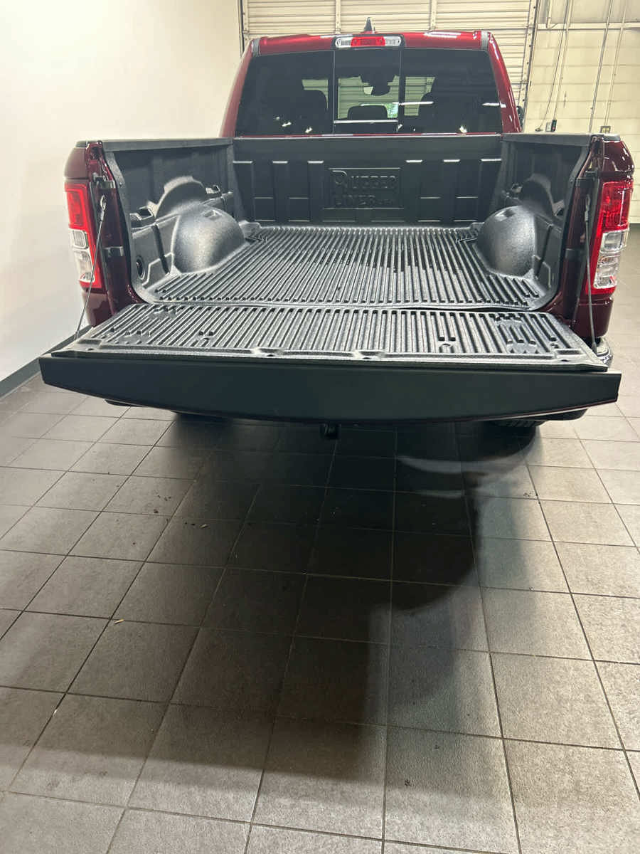 Used 2022 RAM 1500 Big Horn AWD/4WD image 11