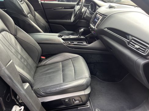 Used 2018 Maserati Levante GranSport image 13