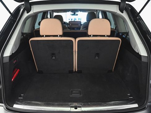 Used 2024 Audi Q7 2.0T Premium w/ Convenience Package image 39