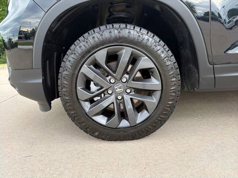 Used 2023 Honda Ridgeline Sport image 9