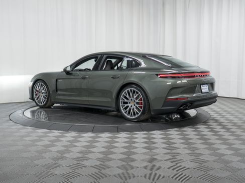 New 2026 Porsche Panamera 4S image 32