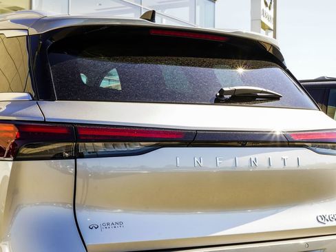 New 2027 INFINITI QX60 Luxe FWD image 13