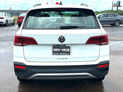 Used 2023 Volkswagen Taos S FWD image 7