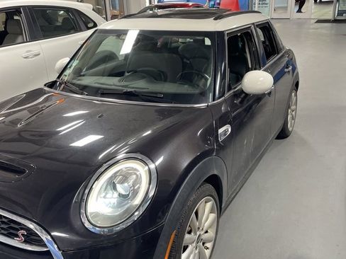 Used 2016 MINI Cooper S FWD image 3
