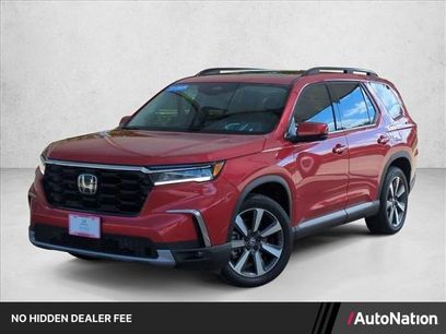 Certified 2025 Honda Pilot Touring