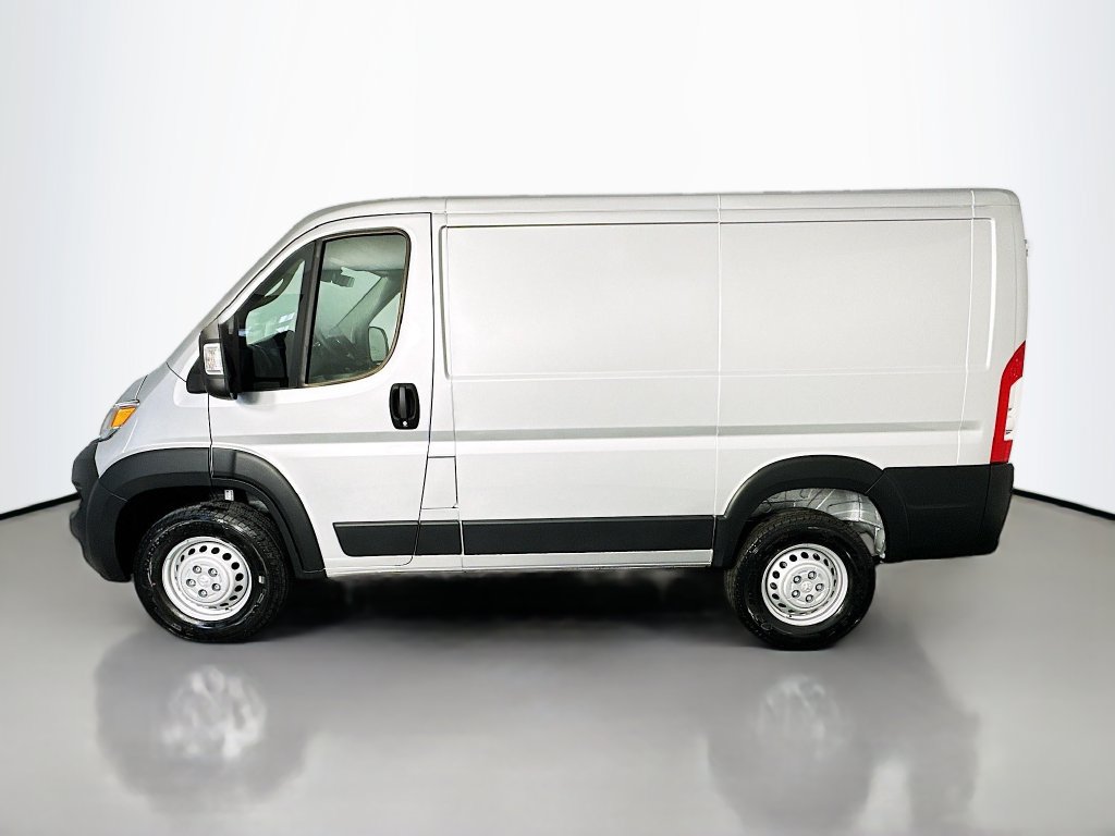New 2026 RAM ProMaster 1500 w/ Storage Group FWD image 4