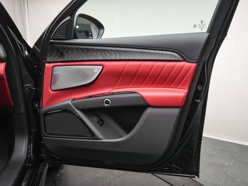 New 2026 Maserati Grecale Modena image 43