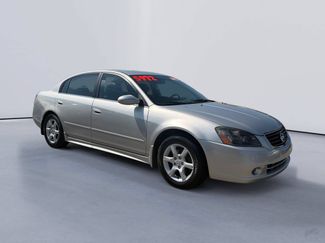 Used 2005 Nissan Altima 2.5 S w/ (F01) Convenience Pkg FWD video 1