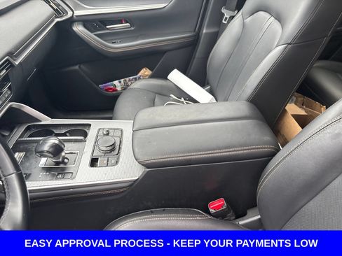 Used 2024 MAZDA CX-90 Plug-In Hybrid w/ Preferred AWD/4WD image 18