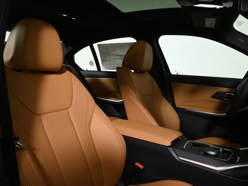 New 2026 BMW 330i xDrive Sedan w/ M Sport Package image 34