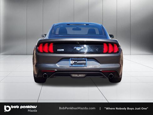 Used 2018 Ford Mustang Coupe image 26