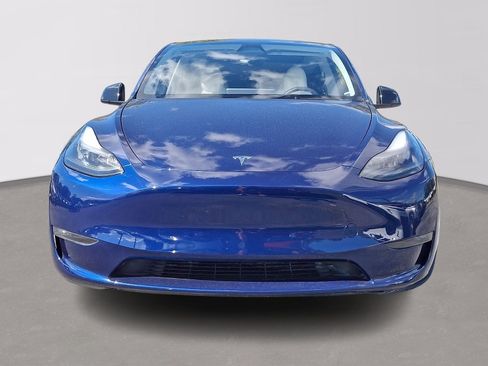Used 2023 Tesla Model Y Performance AWD/4WD image 2