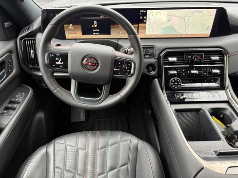 Certified 2025 Nissan Armada PRO-4X image 23