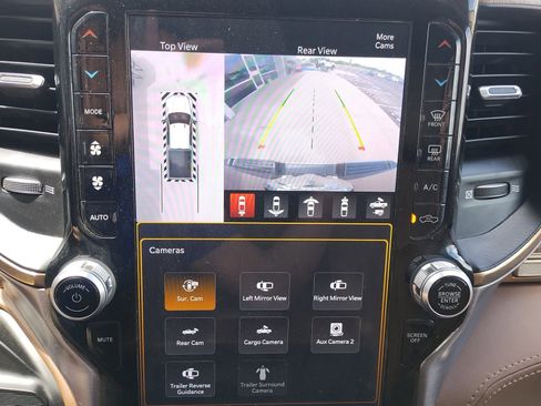 Used 2022 RAM 3500 Limited image 11