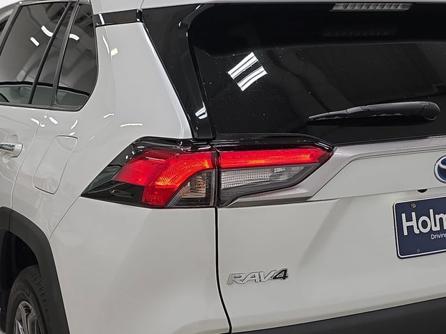 Certified 2024 Toyota RAV4 Limited w/ Advanced Technology Package AWD/4WD image 31