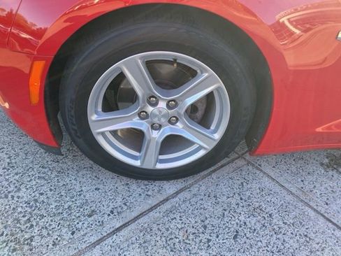 Used 2023 Chevrolet Camaro LT image 8