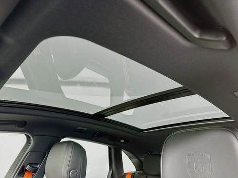 New 2026 Porsche Macan Turbo image 24