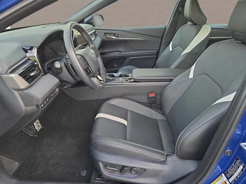 Used 2026 Toyota Camry SE FWD image 20