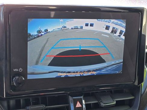 Used 2023 Toyota Corolla LE image 19