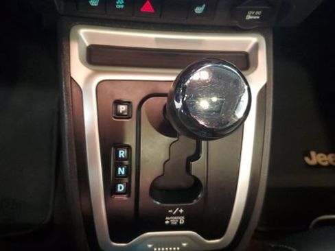 Used 2016 Jeep Compass High Altitude AWD/4WD image 25
