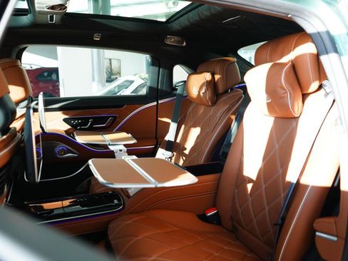 New 2026 Mercedes-Benz Maybach S 680 4MATIC image 39