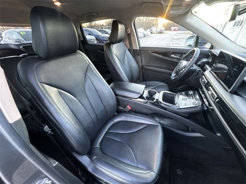 Used 2021 Lincoln Nautilus AWD image 24