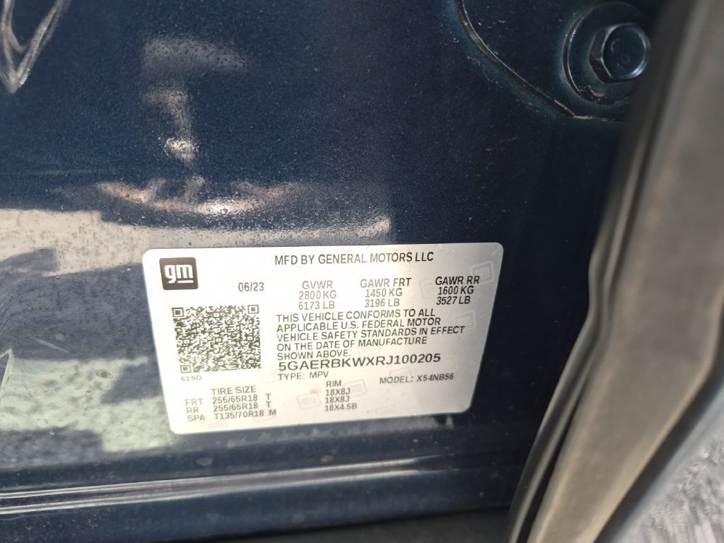 Used 2024 Buick Enclave Essence w/ Technology Package FWD image 9