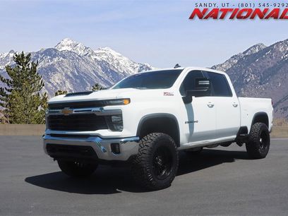 Used 2024 Chevrolet Silverado 2500 LT