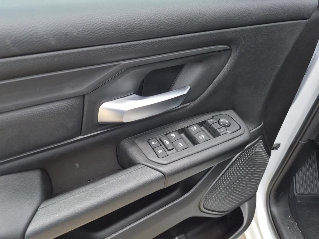 New 2026 RAM 1500 Tradesman AWD/4WD image 12