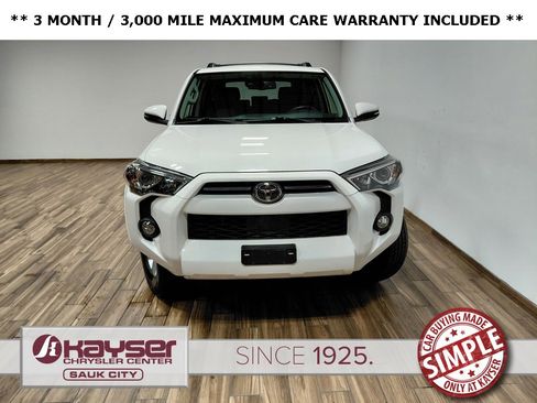 Used 2020 Toyota 4Runner SR5 image 3