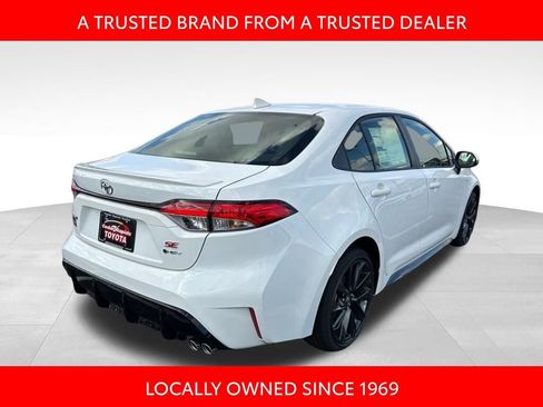 New 2026 Toyota Corolla SE image 3