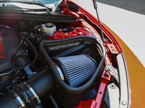 Used 2022 Chevrolet Camaro SS RWD image 19
