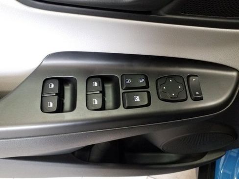 Used 2022 Hyundai Kona SEL AWD/4WD image 11