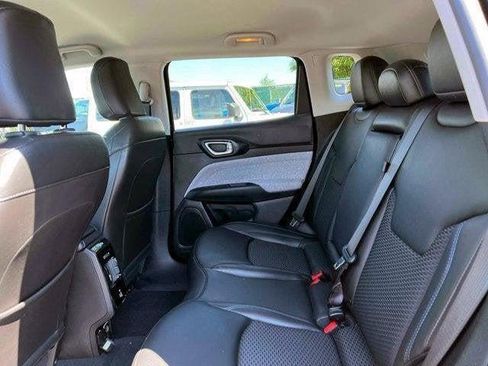 Certified 2022 Jeep Compass Latitude w/ Convenience Group image 49