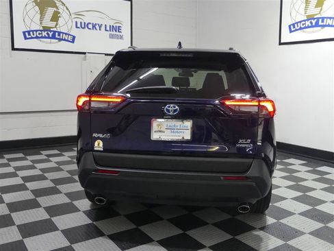 Used 2020 Toyota RAV4 XLE w/ Convenience Package AWD/4WD image 8