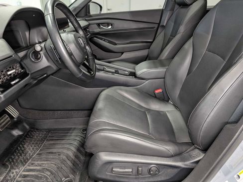 Used 2023 Honda Accord Sport image 4