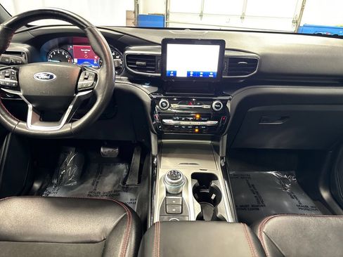 Certified 2022 Ford Explorer ST-Line w/ Class IV Trailer Tow Package AWD/4WD image 19