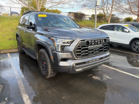 Used 2025 Toyota Sequoia TRD Pro image 3