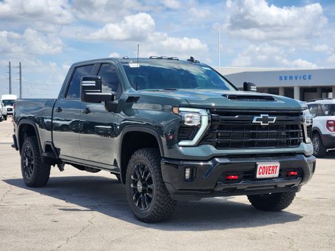 New 2026 Chevrolet Silverado 2500 LT w/ Trail Boss Package AWD/4WD image 2