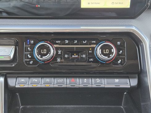 Used 2024 GMC Sierra 1500 Denali AWD/4WD image 21