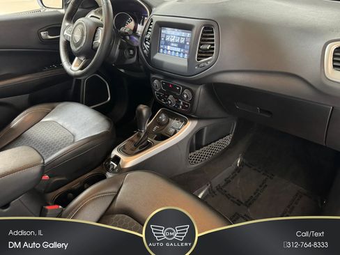 Used 2019 Jeep Compass Latitude w/ Cold Weather Group AWD/4WD image 25